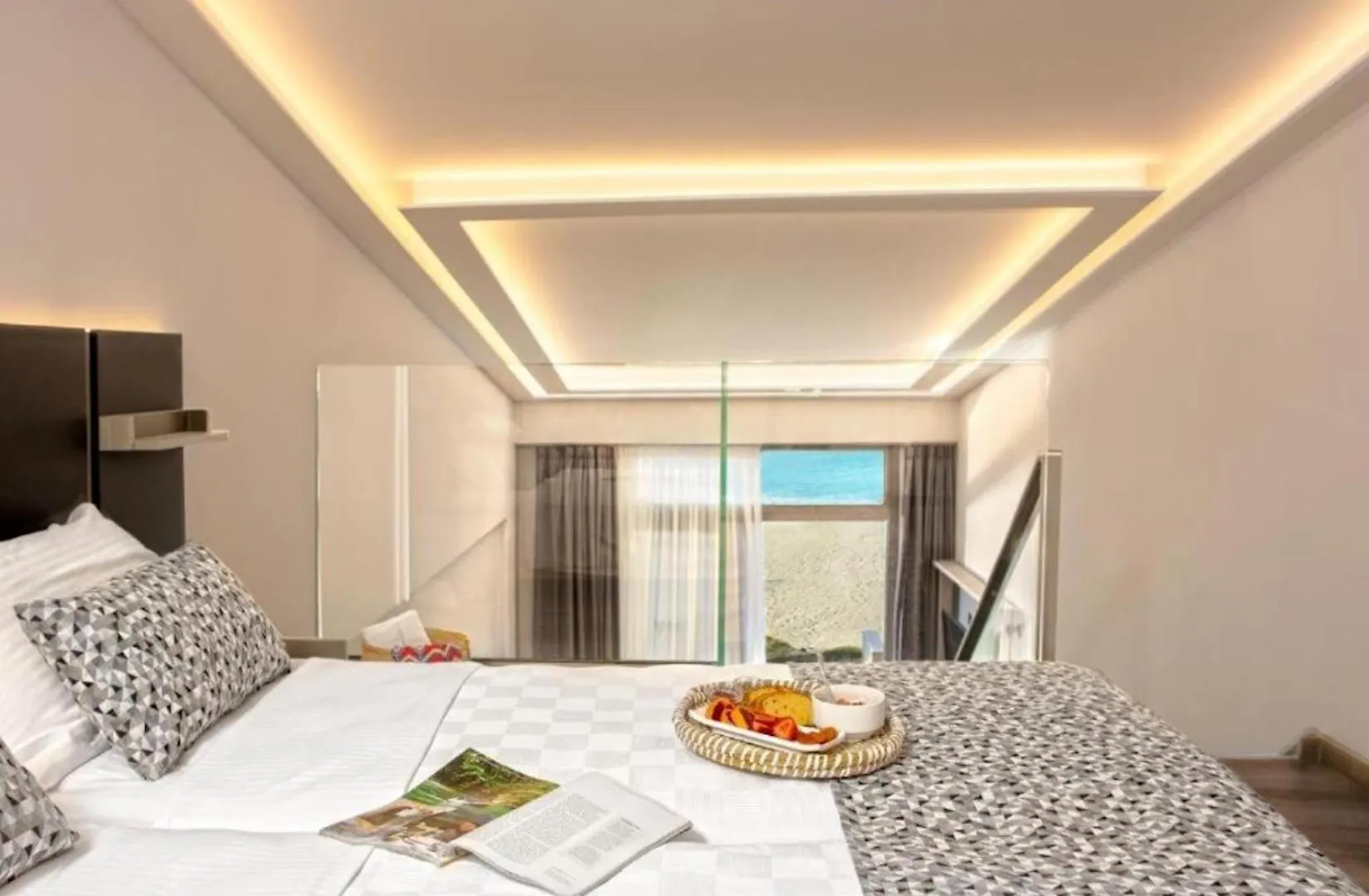 Pearl Seabreeze Suites Rethymno  3*, Rethymno (Crete)