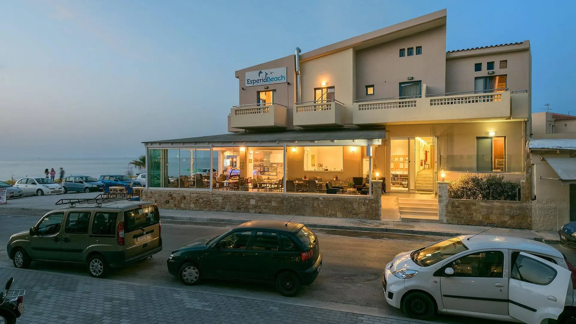 Pearl Seabreeze Suites Rethymno  Rethymno (Crete)