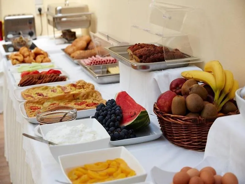 Pearl Seabreeze Suites Rethymno  Aparthotel Rethymno (Crete)