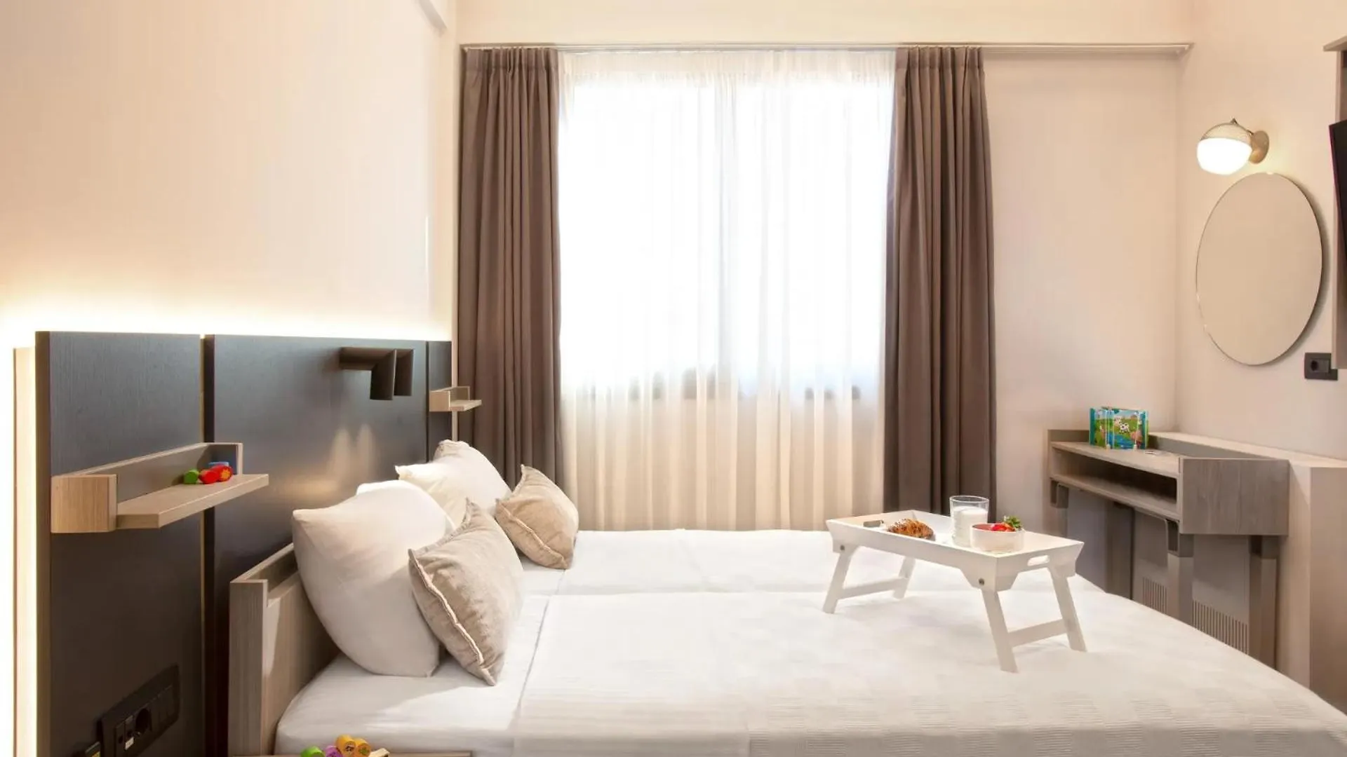Pearl Seabreeze Suites Rethymno  Greece