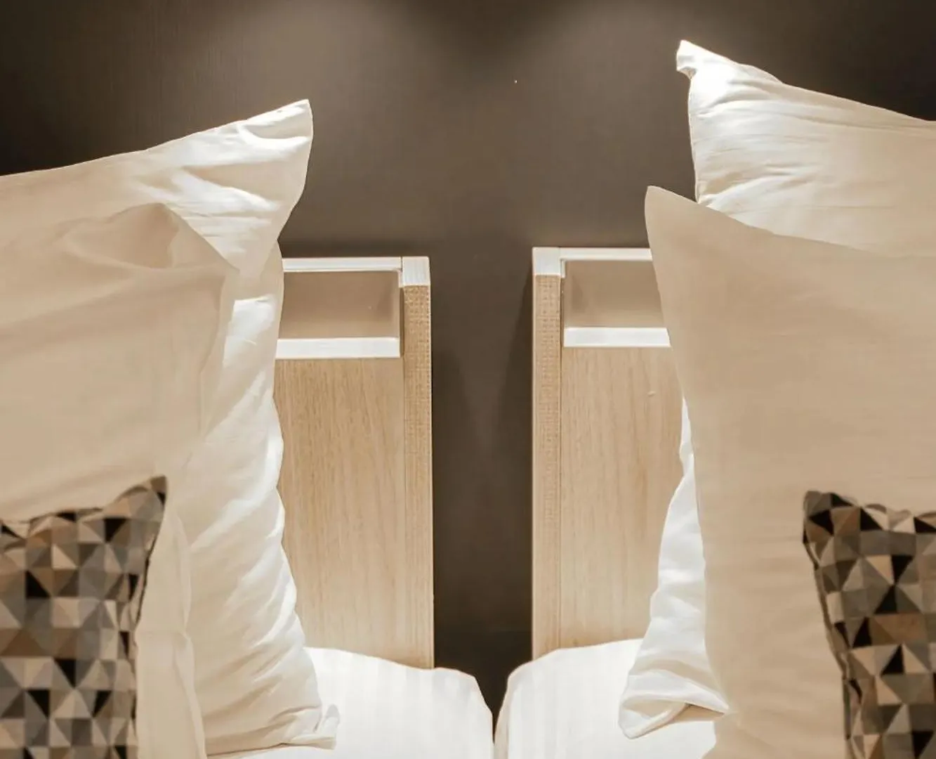 Pearl Seabreeze Suites Rethymno  Greece
